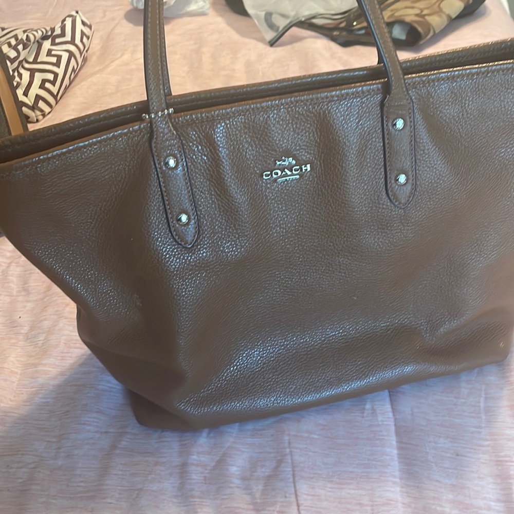 Coach purse, a little dirty inside but still in great shape